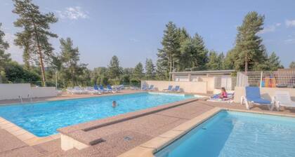 3-Bedroom Chalet with Terrace - Perfect for 6 People