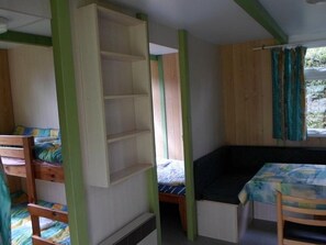 Interior - 3-Bedroom Chalet with Terrace - Perfect for 6 People (La Chapelle-devant-Bruyères)