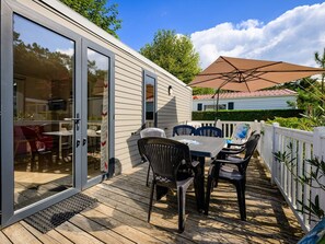 Outdoor dining - Mobile home with terrace in Saint-Jean-de-Monts (Saint-Jean-de-Monts)