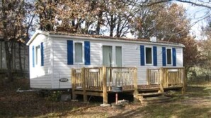Unclassified image, 4 of 20, button - Mobile home with terrace, kitchen equipped for 4 guests (Neffes)