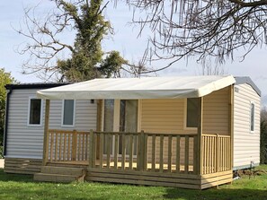 Exterior - 3-bedroom mobile home with terrace in Saint-Boil (Saint-Boil)