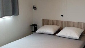 Room - Mobile home 30m² with terrace in Tréguennec for 6 people (Tréguennec)