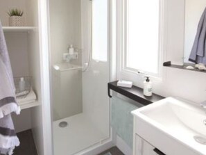 Bathroom - Mobile Home with Terrace in Saint-Lunaire (Saint-Lunaire)
