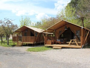 Exterior - Mobile home with 2 bedrooms 4 people, terrace (Lissac-sur-Couze)