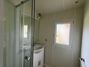 Bathroom - Mobile home for 6 people with terrace (Villecroze)