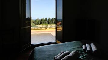 2 Schlafzimmer, Bügeleisen/Bügelbrett, Reisekinderbett