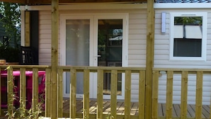 Terrace/patio - Comfortable mobile home with terrace in Saint-Lunaire (Saint-Lunaire)
