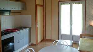 Unclassified image, 5 of 24, button - Chalet with terrace - 7 guests (Chemillé-sur-Indrois)