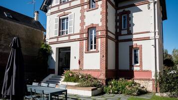 Vila | 7 quartos, acesso à internet de alta velocidade