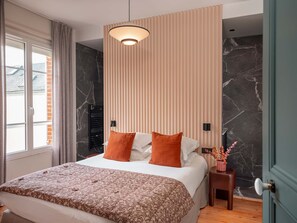 7 habitaciones y acceso a internet 