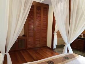 2 habitaciones, tabla de planchar con plancha y wifi 