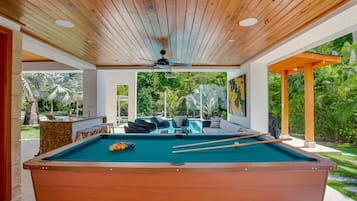 Villa | 6 bedrooms, Internet