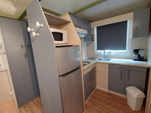 Fridge, microwave, coffee/tea maker