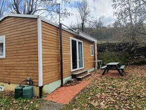 Outdoor dining - Mobile home 3 bedrooms with terrace (Estavar)