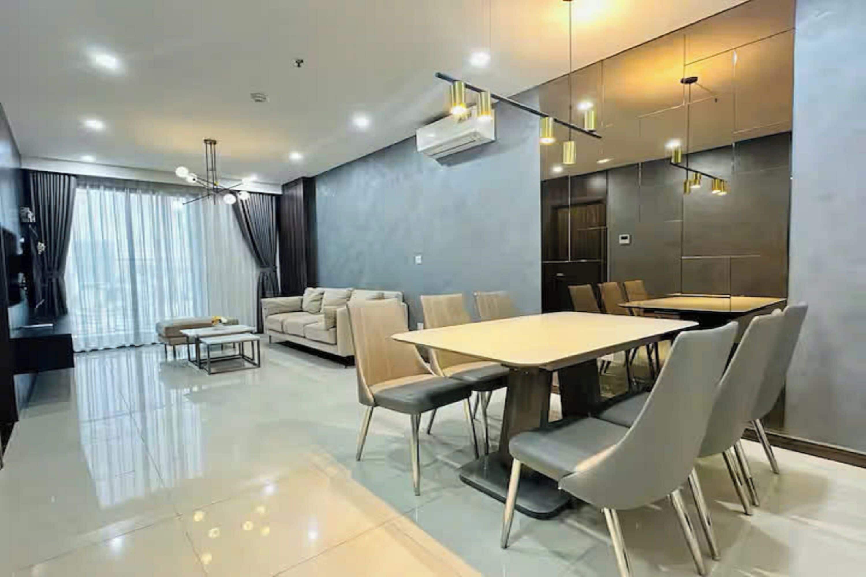 Familien-Suite, 3 Schlafzimmer, Zutritt zur Club Lounge, Stadtblick | Bettwäsche aus ägyptischer Baumwolle, hochwertige Bettwaren