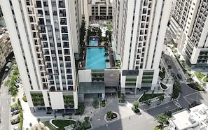 Massages - Zenith Luxstay Hado Centrosa Residence (Hoa Hung)