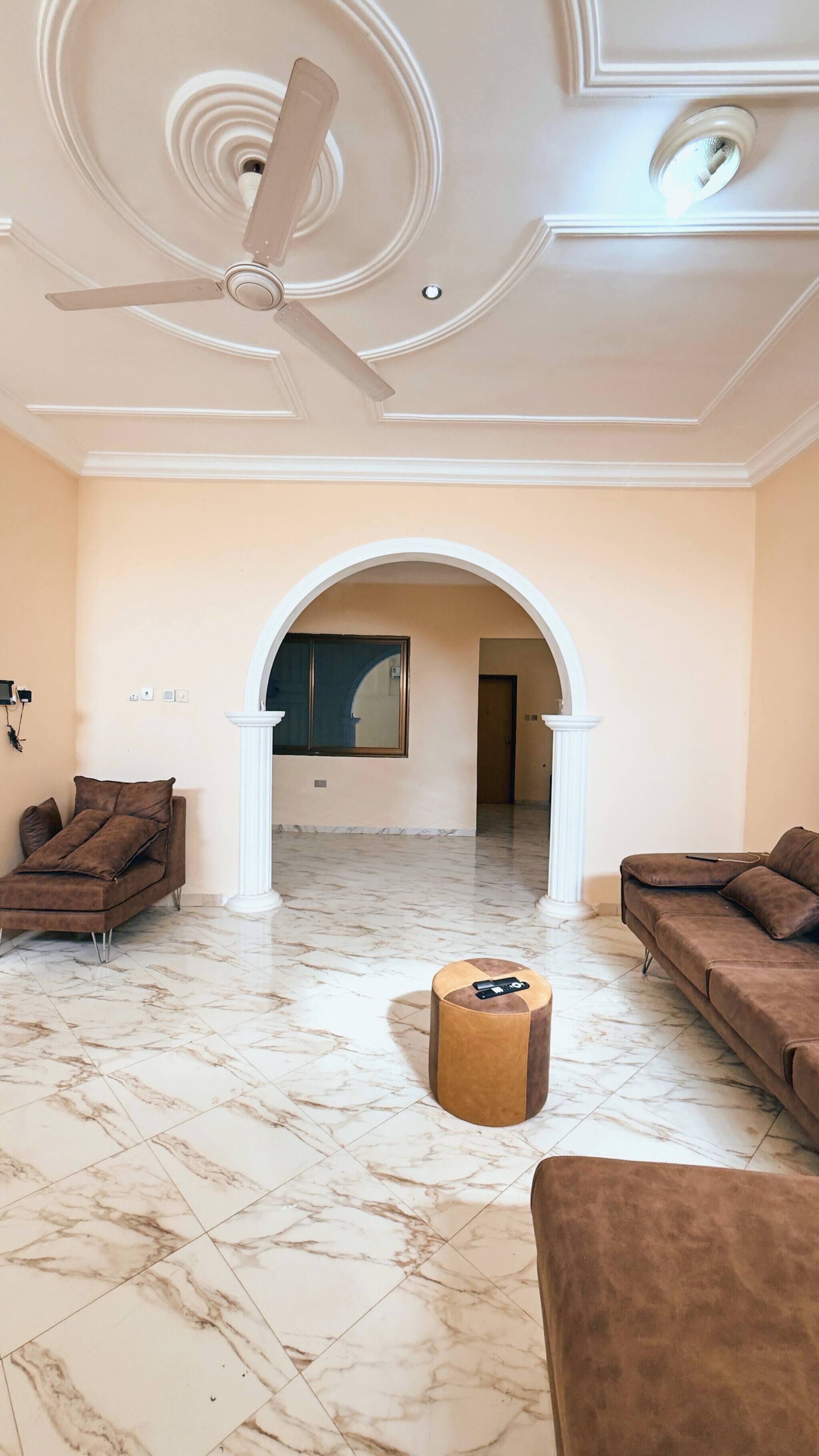 Área de sala de estar. Entire First Floor With 3 En-suite Bedrooms