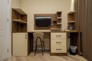 مكتب وواي فاي مجانًا