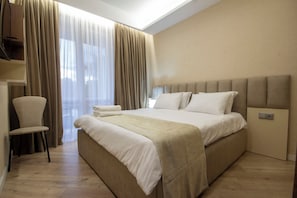 Standard Double Room, Garden View | Minibar, desk, free WiFi - Kinor David Glatt Kosher Hotel (Tbilisi)