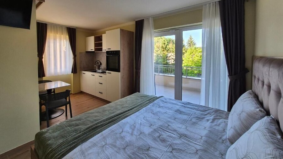 Mega Apartmaji