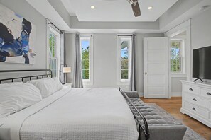 8 habitaciones, escritorio, tabla de planchar con plancha y wifi gratis 