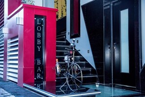 تفاصيل الفندق من الخارج