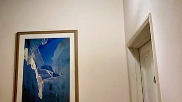 Room, 1 Bedroom, Smoking, Patio | Hallway