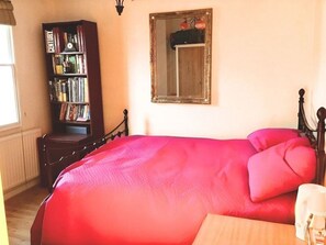 Habitación, 1 habitación, fumadores, patio | 1 dormitorio