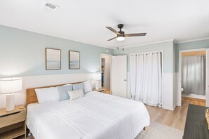 Iron/ironing board, free WiFi - New Listing, Flex Stays, Dog Friendly, Close to Beach and Pier, KD0105 (Kill Devil Hills)