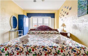 3 bedrooms, iron/ironing board, travel cot, WiFi - A casa di Ugo - Pigneto - Your accommodation in Rome. 3 king-beds up to 8 guests (Roma)