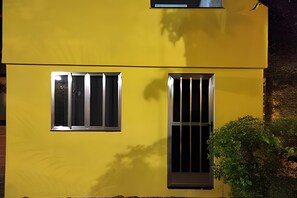 Villa | Exterior detail - Condomínio Nogueira (Duque de Caxias)