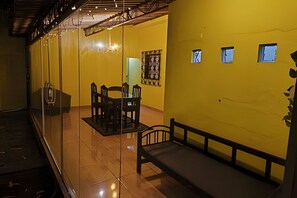 Family Villa | Dining - Condomínio Nogueira (Duque de Caxias)