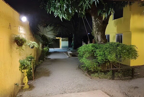 Family Villa | Property grounds - Condomínio Nogueira (Duque de Caxias)