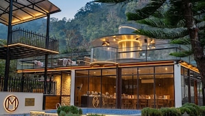 Restaurant - Ambika Resort (Rishikesh)