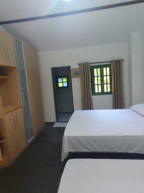 مكتب وواي فاي مجانًا