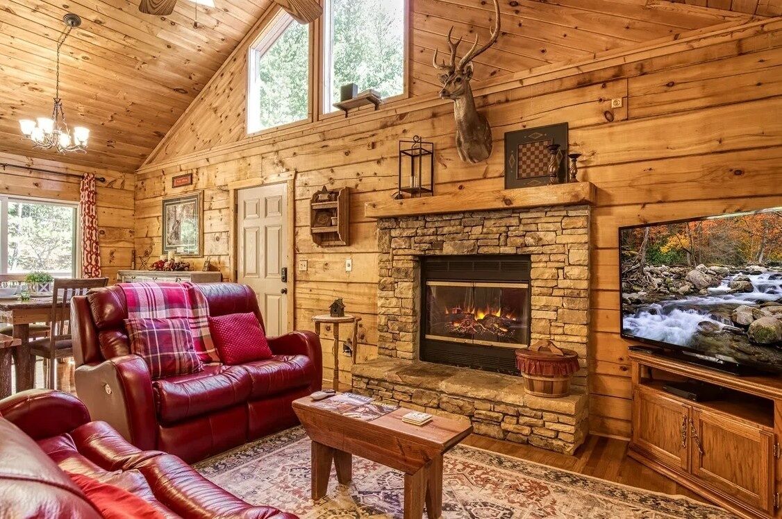 Mökki, 3 makuuhuonetta | Oleskelualue | Älytelevisio