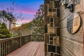 Cabin, 3 Bedrooms | Exterior detail - Tennessee Risky 3 Bedroom Cabin (Sevierville)
