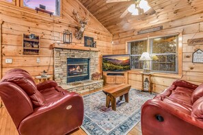 Cabin, 3 Bedrooms | Living area | Smart TV - Tennessee Risky 3 Bedroom Cabin (Sevierville)
