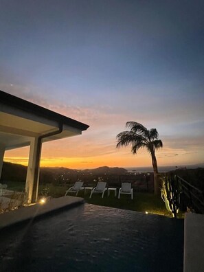 Terrace/patio - Villa Brisa Azul - Incredible Ocean Views (Playas Del Coco)