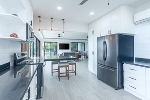Fridge, microwave, oven, stovetop - Villa Brisa Azul - Incredible Ocean Views (Playas Del Coco)