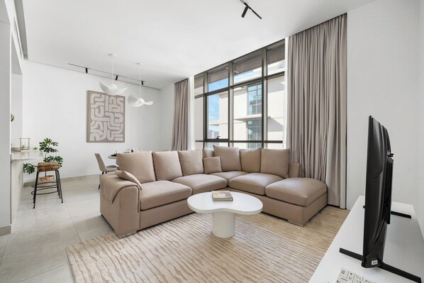 Living area - 1BR Equestrian Lifestyle Meydan (Dubai)