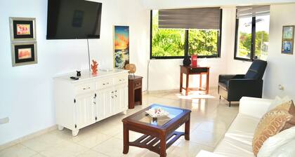 Cozy beach apartment in Costambar