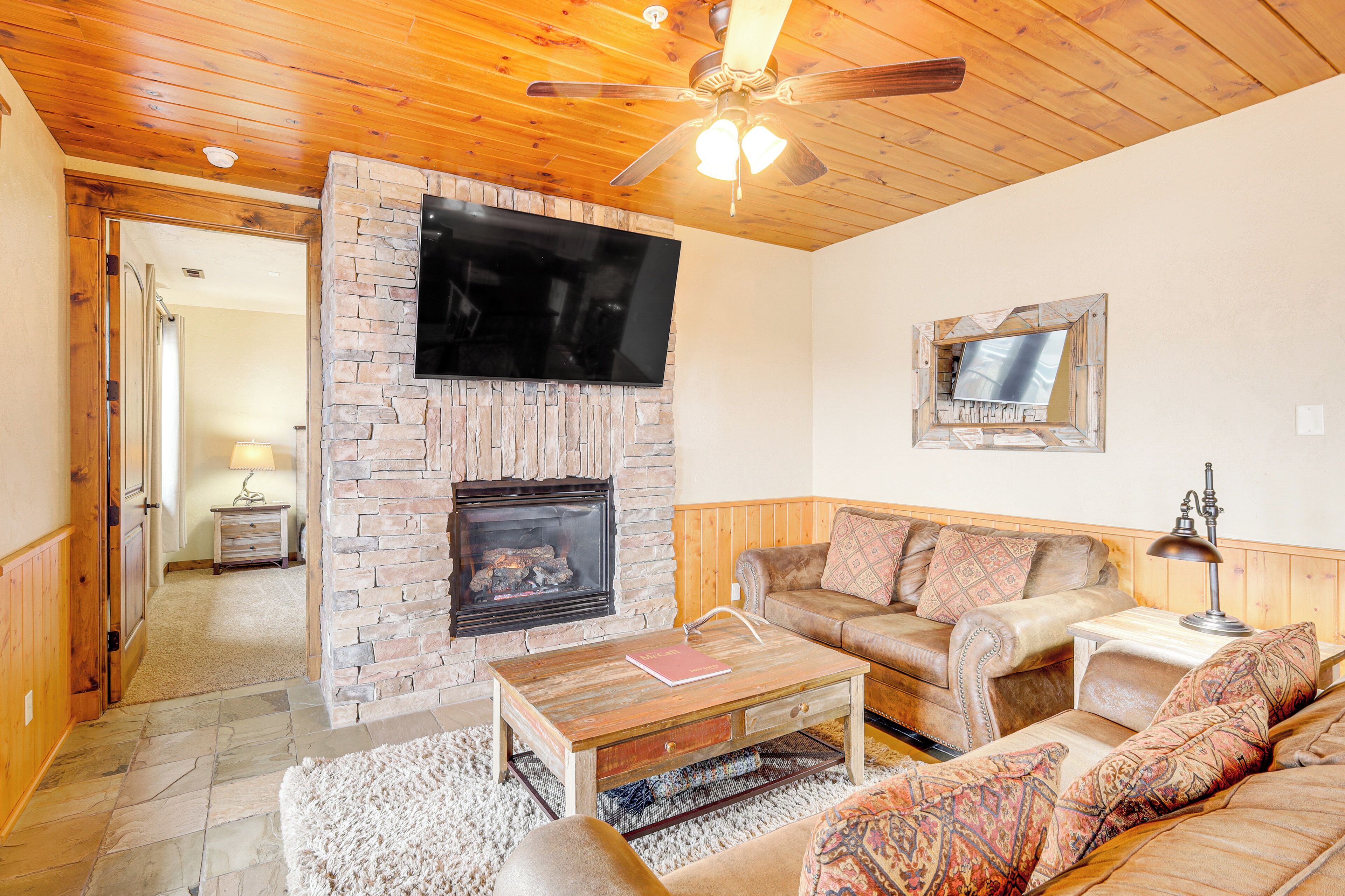 Apartment (3 Bedrooms) | Front of property