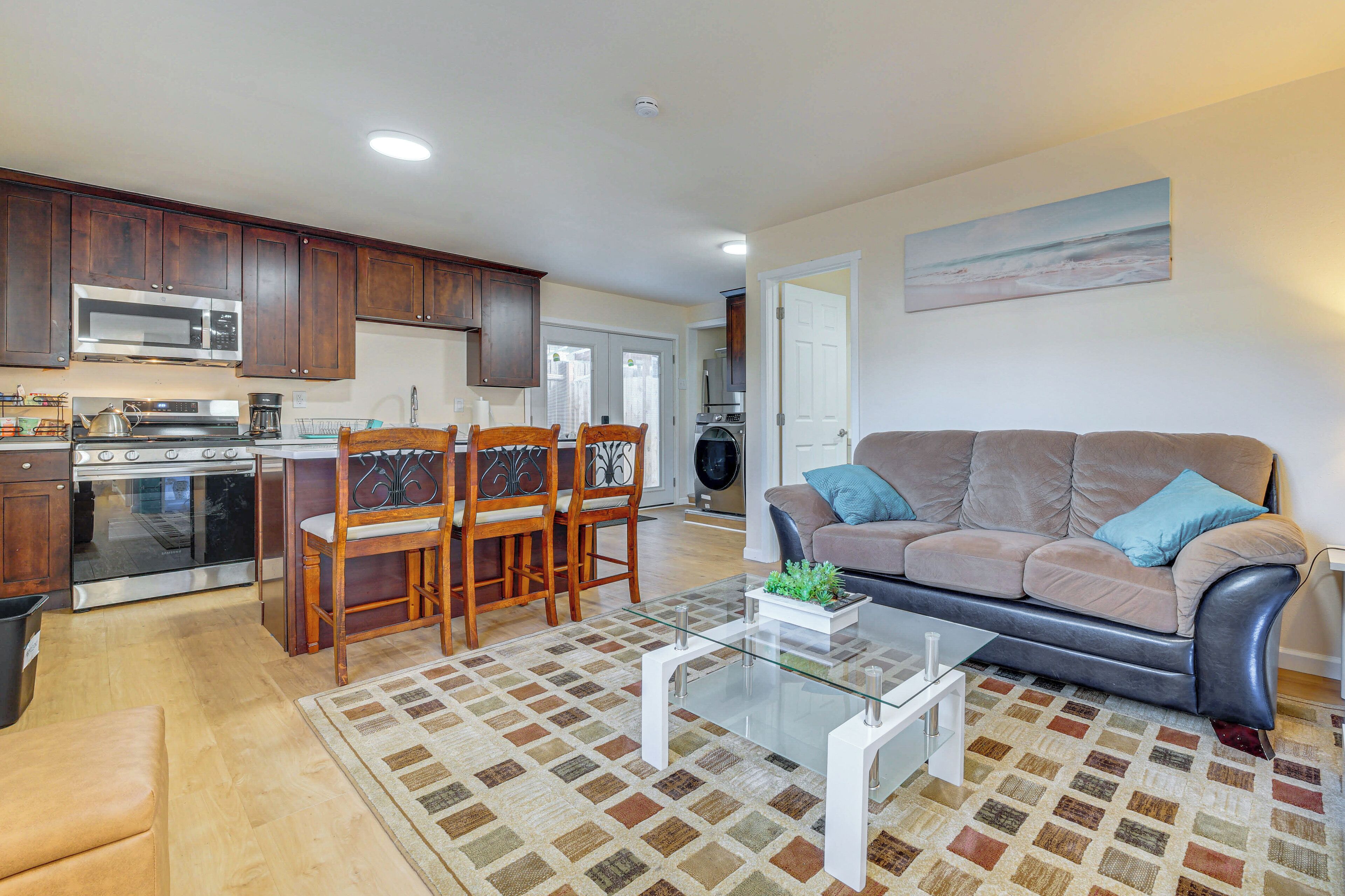 House (2 Bedrooms) | Front of property