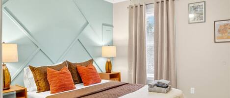 Iron/ironing board, WiFi, bed sheets