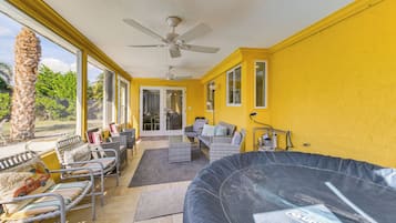 Casa (2 Bedrooms) | Parte interna