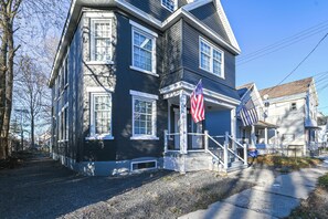 Apartment (2 Bedrooms) | Interior - Walk to Park: Modern Apt 2 Mi to Union College! (Schenectady)