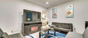 Walk to Local Eats! Updated Schenectady Apartment