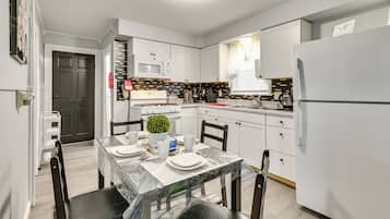 Căn hộ (2 Bedrooms) | Nội thất