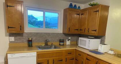 3-bedroom house in New Stanton with convenient access to major highways.